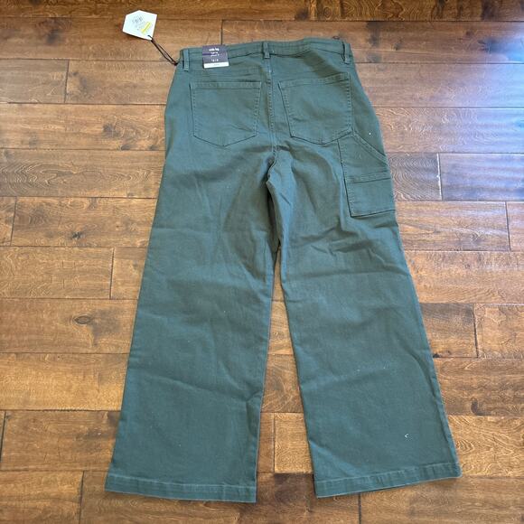 Ava & Viv Green Flare & Wide Leg Jeans - Picture 3 of 9